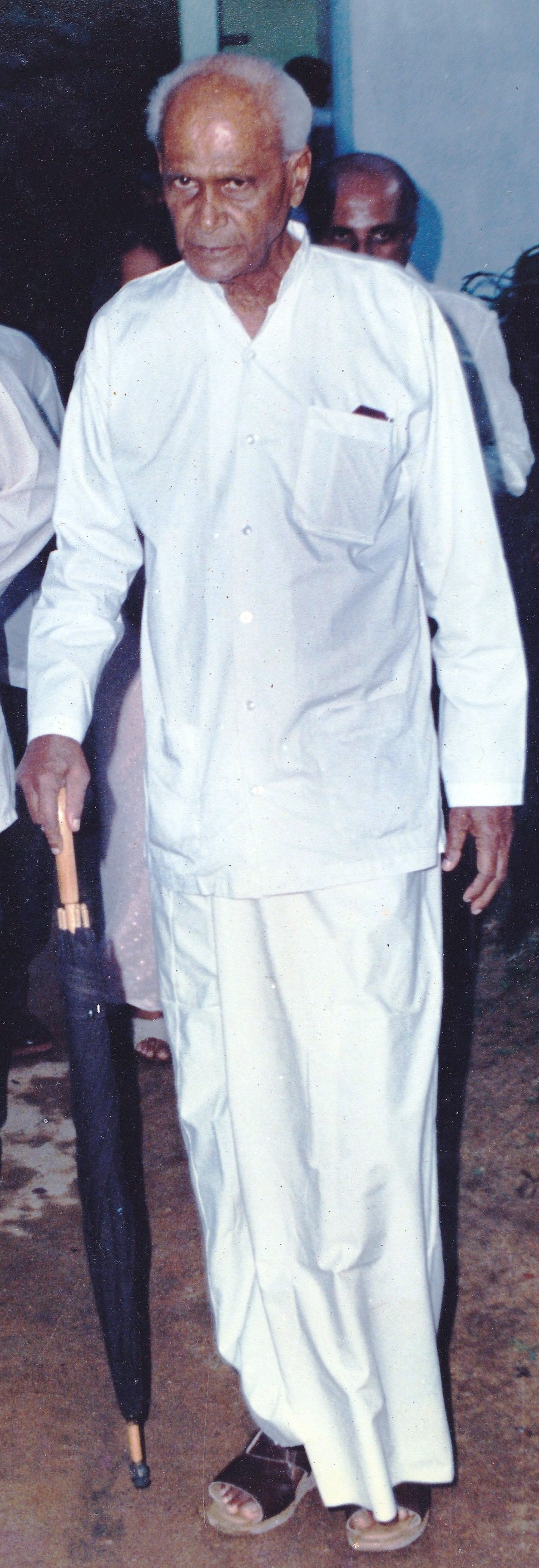 Dr. Wijayananda Dahanayake public-domain portrait